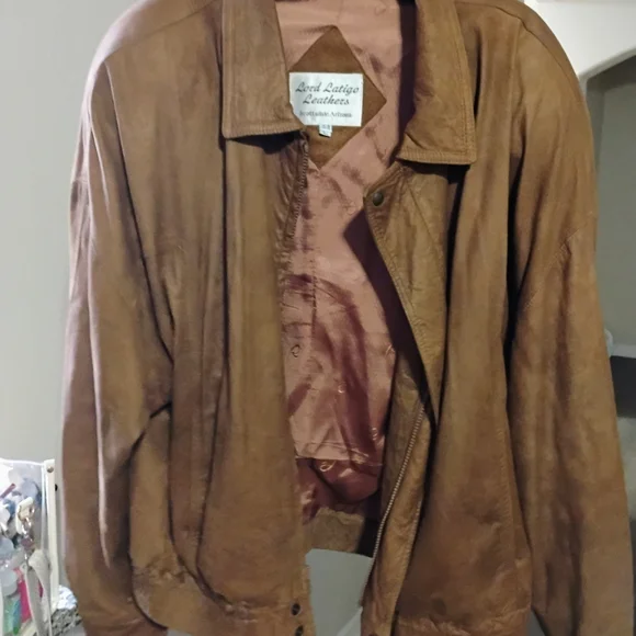 Latigo Tan Bomber Jacket - Picture 4 of 11